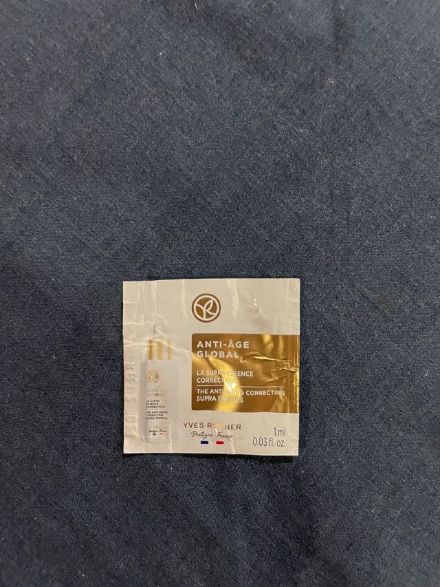 YVES ROCHER Anti-Age Global Sérum review photo by Monicaaaaa