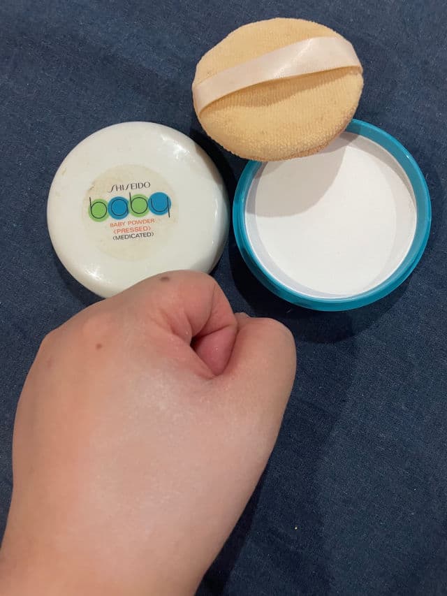 Shiseido Medicated Baby Powder review photo by Monicaaaaa