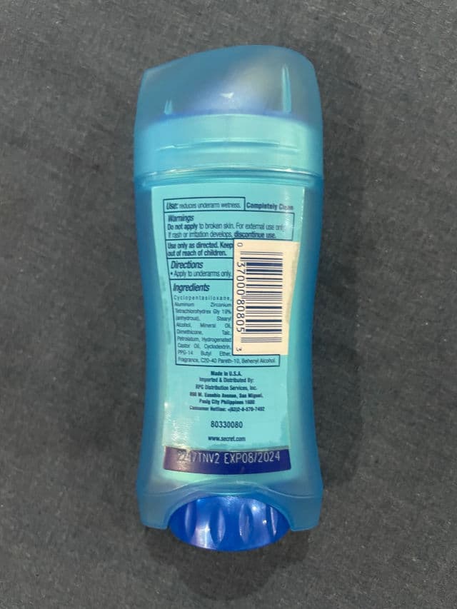 Secret Outlast Gel Deodorant - Completely Clean review photo by Monicaaaaa