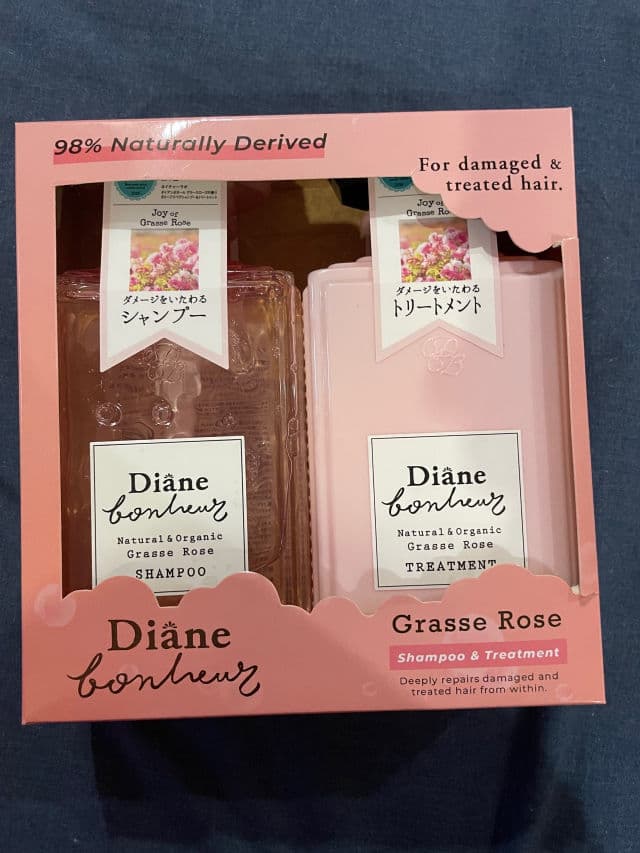 Moist Diane Bonheur Grasse Rose Shampoo review photo by Monicaaaaa