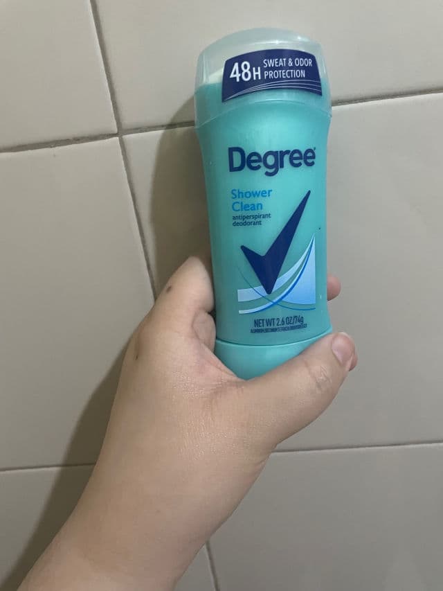 Degree Dry Protection Shower Clean Antiperspirant Deodorant Stick review photo by Monicaaaaa