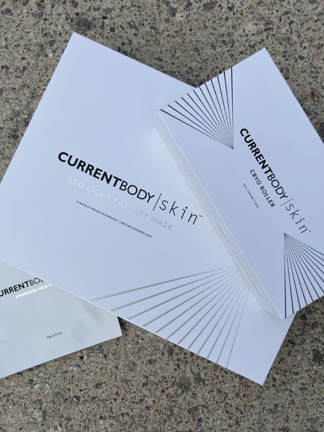 CurrentBody Skin Hydrogel Face Mask review photo by Shannon2434