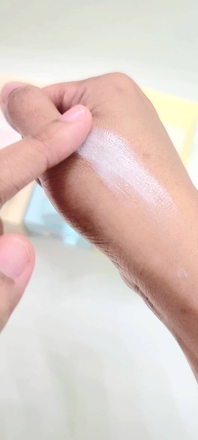 THANK YOU FARMER Sun Project Moisture Sun Cream SPF40 review photo by tjguida