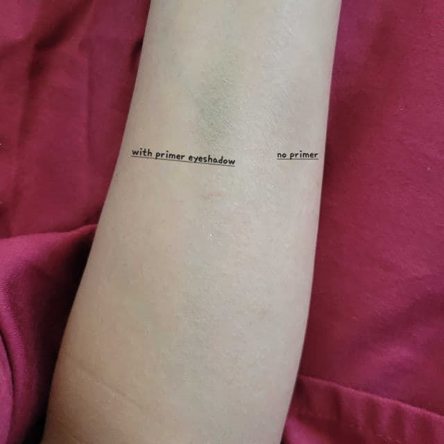 Urban Decay Eyeshadow Primer Potion - Original review photo by tjguida