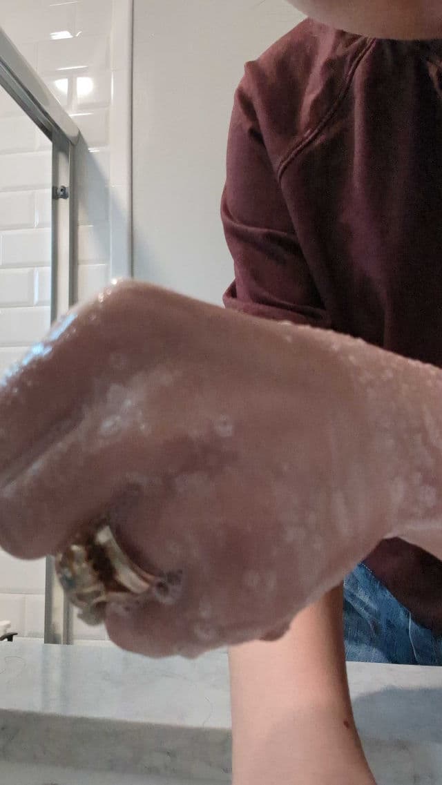 SKIN1004 Madagascar Centella Tea-Trica BHA Foam review photo by lioni'ka