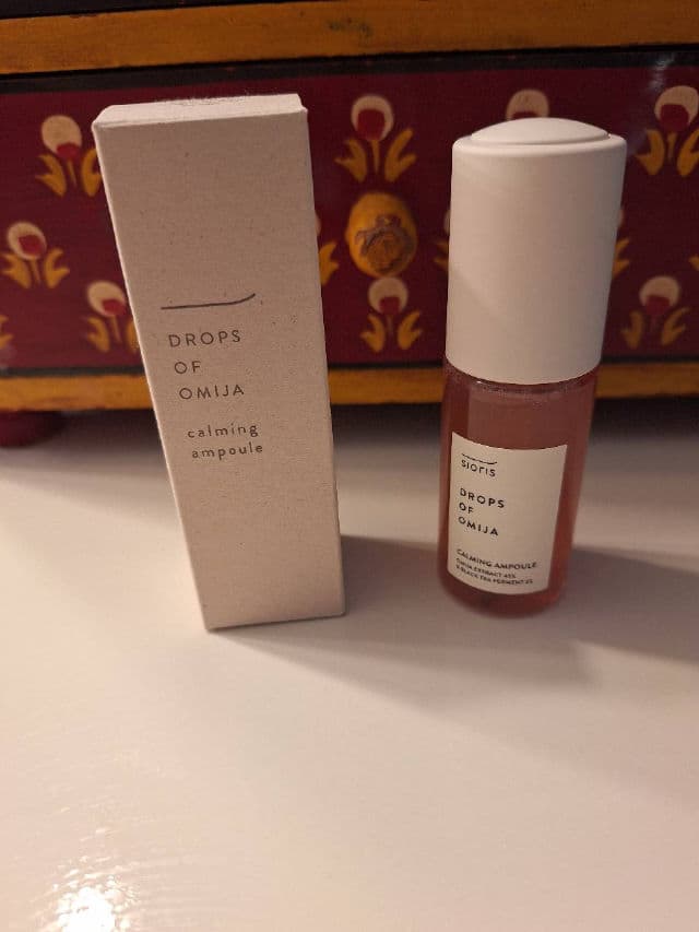 Sioris Drops of Omija Calming Ampoule  review photo by thereviewwitch