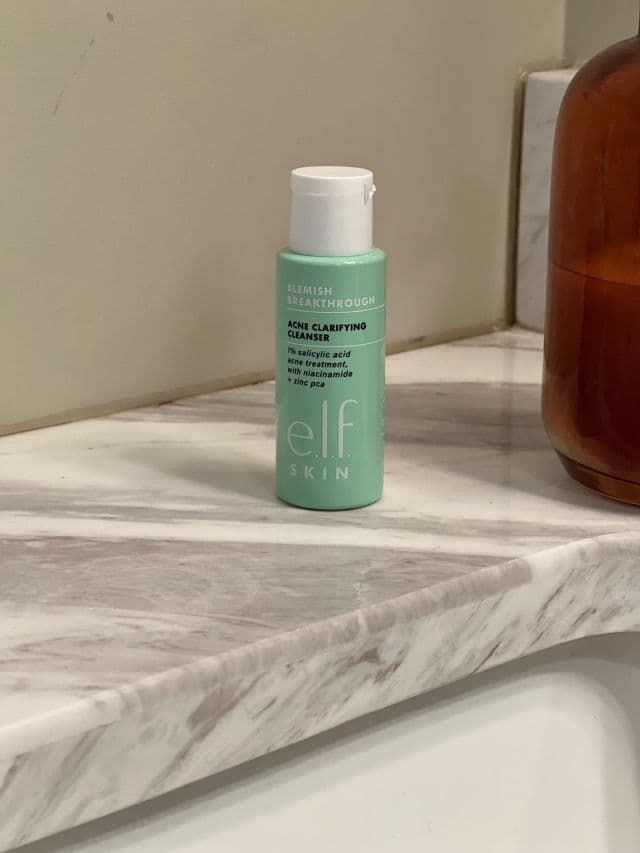 ELF Blemish Breakthrough Acne Clarifying Cleanser review photo by PrinceOfKemet