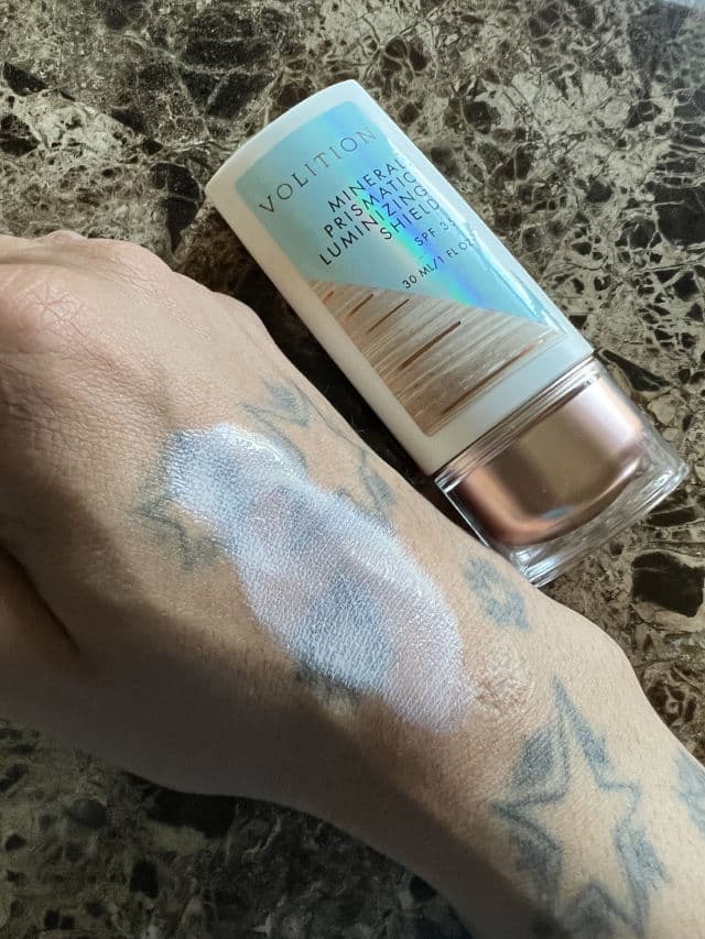 Volition Beauty Mineral Prismatic Luminizing Shield SPF 35 review photo by PrinceOfKemet