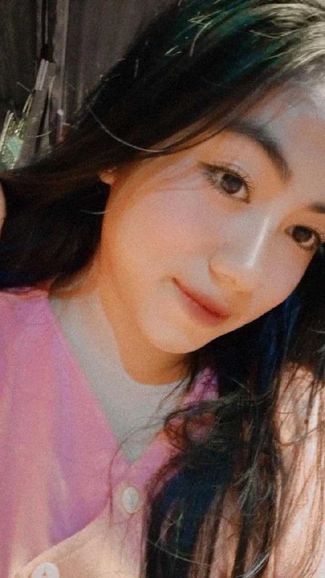 Face Republic Cica Soothing Gel Face & Body review photo by KikiWulan