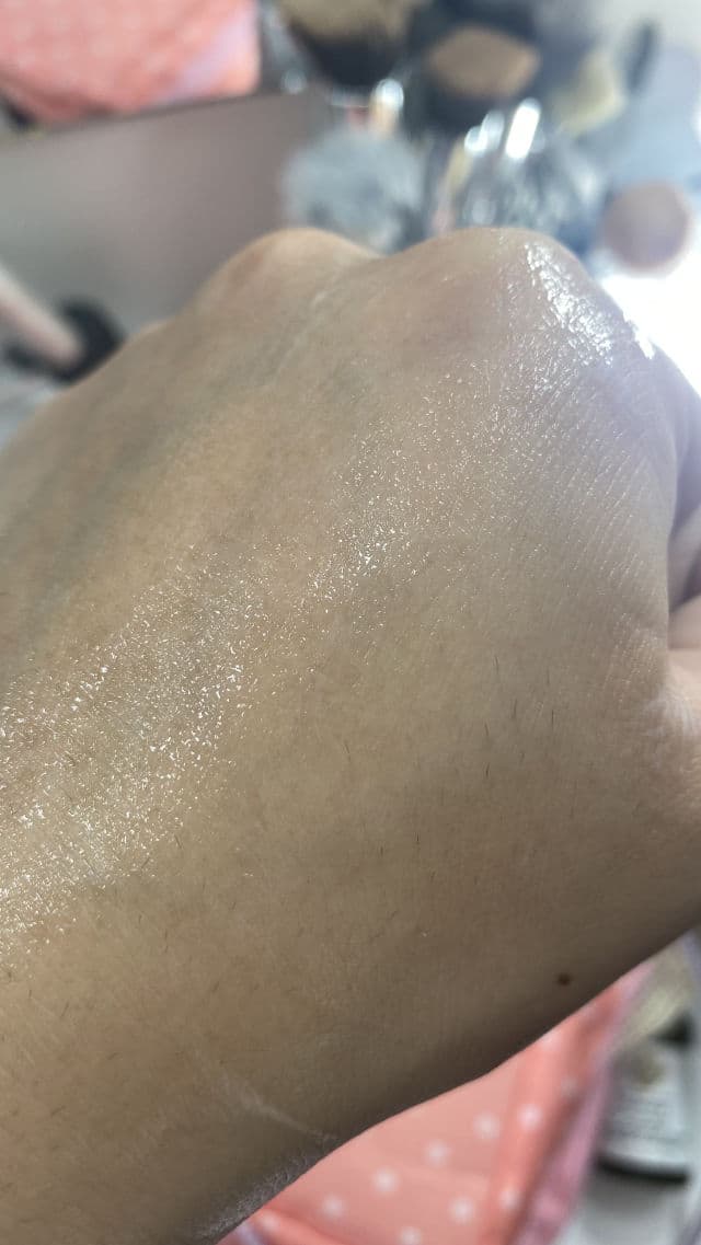 The Skin House Natural Balancing Emulsion review photo by catamakeupblog