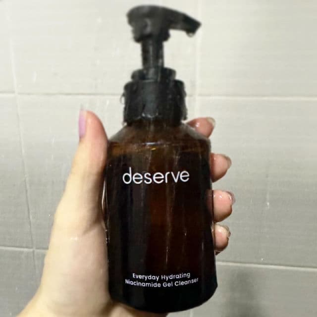 deserve Everyday Hydrating Niacinamide Gel Cleanser review photo by lucyyg10