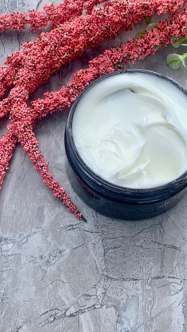 Josie Maran Cosmetics Whipped Argan Oil Ultra-Hydrating Body Butter review photo by BoxyLady