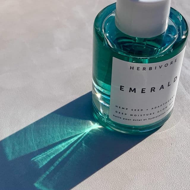 Herbivore Botanicals Emerald CBD + Adaptogens Deep Moisture Glow Oil review photo by BoxyLady
