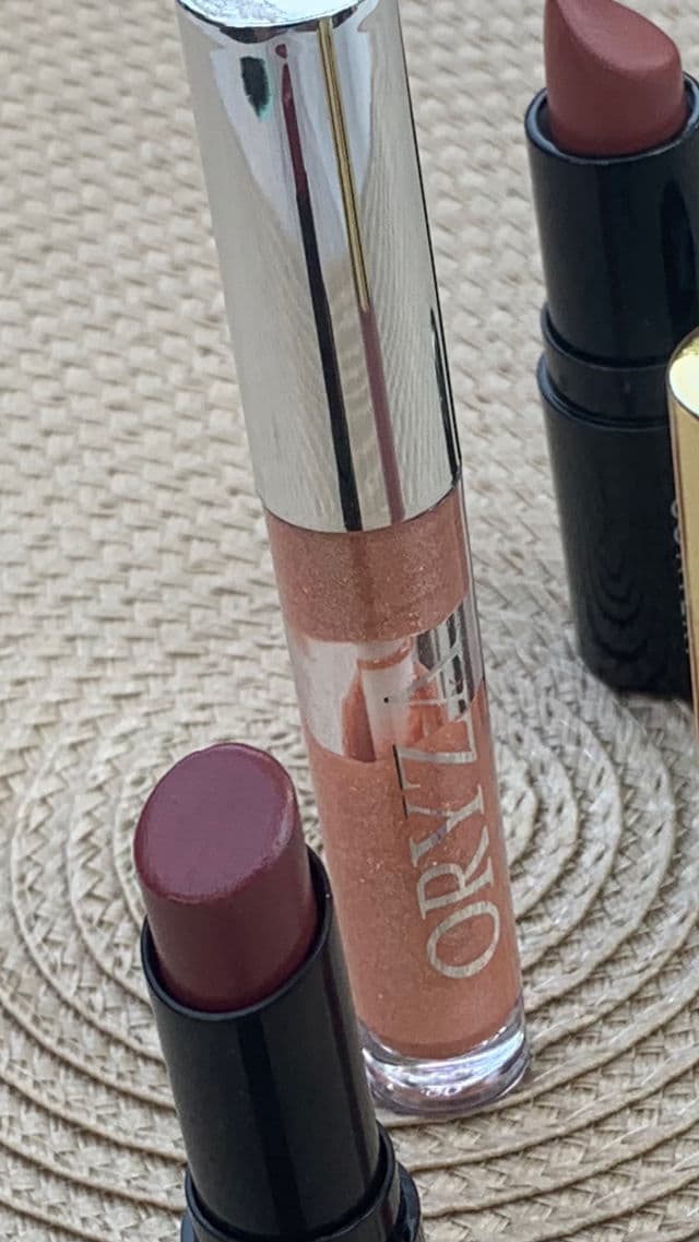 Oryza Beauty Rose Glow Lip Topper review photo by BoxyLady