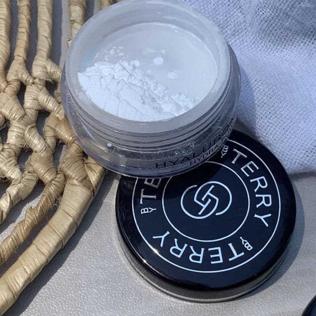 By Terry Hyaluronic Hydra-Powder review photo by BoxyLady
