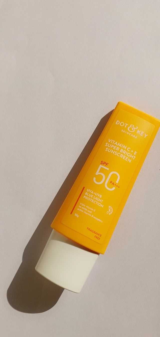 Dot & Key Vitamin C + E Super Bright Sunscreen SPF 50 PA+++ review photo by demiskincare
