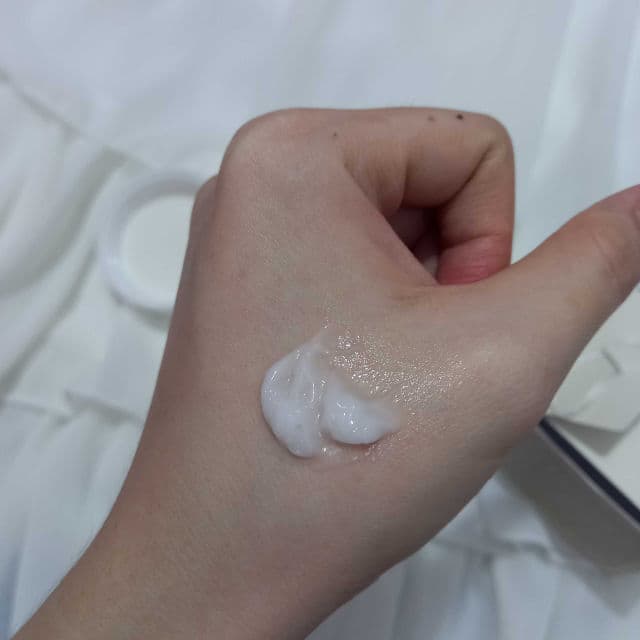 make p:rem Hydrate Me. Micro Tension Cream review photo by VuVyVy