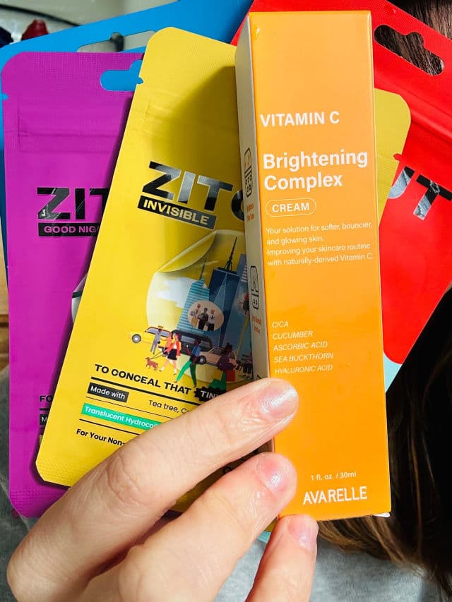 Avarelle Vitamin C Brightening Complex Cream review photo by Jadorimama