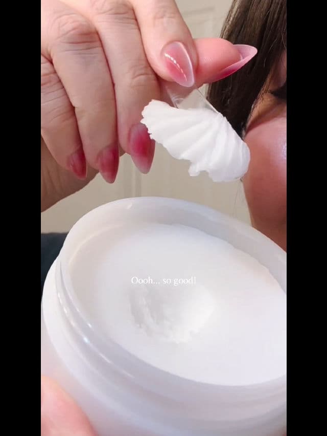 HaruHaru WONDER Centella Sunflower Makeup-Melting Cleansing Balm review photo by Jadorimama