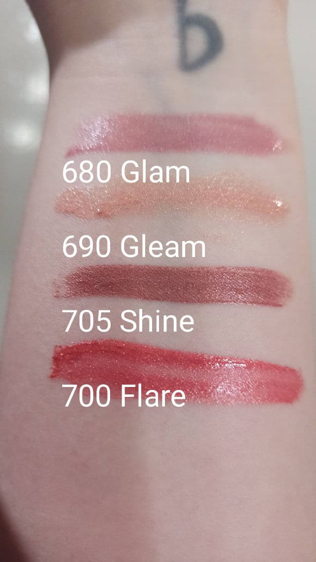 Revlon Ultra HD Matte Lipcolor 665 Intensity review photo by Luanamoreno