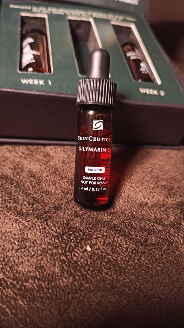 SkinCeuticals Silymarin CF review photo by Luanamoreno