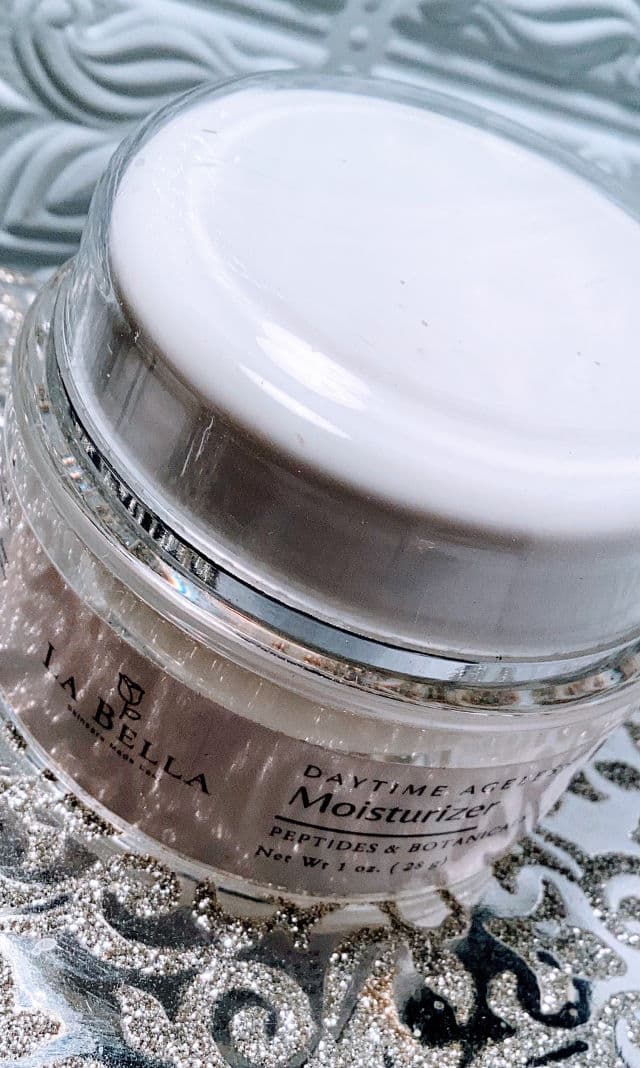 Bella Skincare Silky Bright Rose Exfoliator review photo by Mana0270Influencer