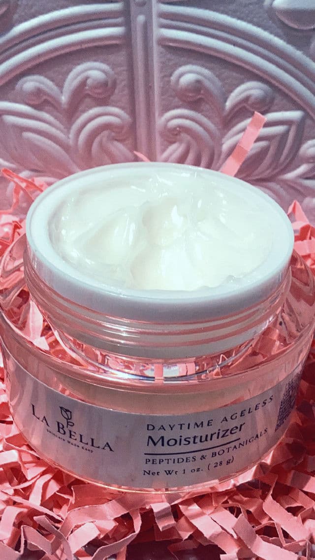 Bella Skincare Silky Bright Rose Exfoliator review photo by Mana0270Influencer