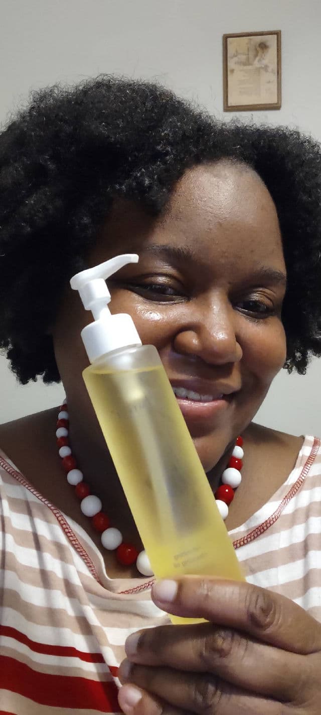Kimtrue Refreshing Cleansing Oil review photo by muadiva1014