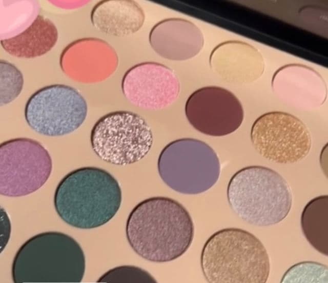 Morphe James Charles Artistry Palette review photo by itxpari