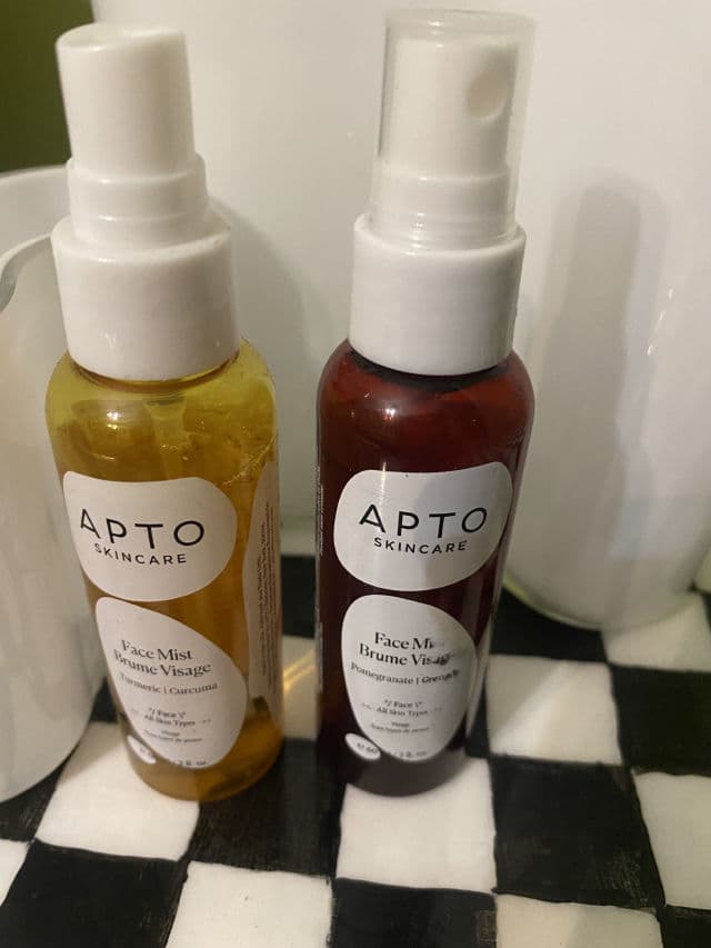 APTO Skincare Turmeric Mist review photo by JonesGirl
