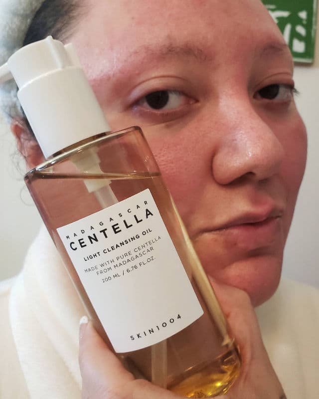 SKIN1004 Madagascar Centella Light Cleansing Oil review photo by AlottaxReviews