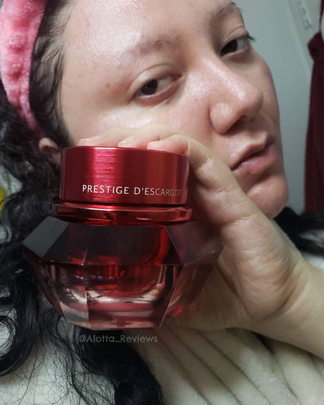 IT'S SKIN Prestige Creme Ginseng D'escargot review photo by AlottaxReviews