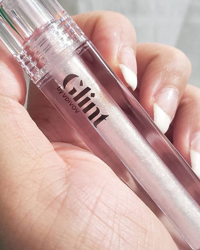 Glint 03 Glitter Veil review photo by AlottaxReviews