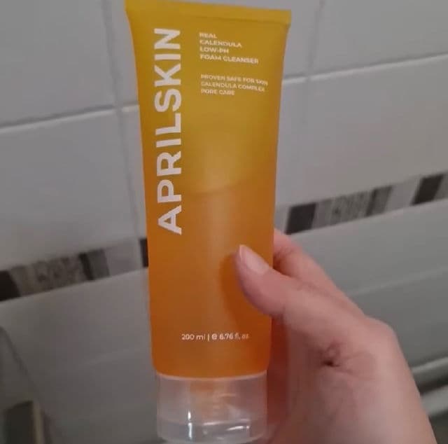APRIL SKIN Real Calendula Low pH Gel Cleanser review photo by Grizzy888