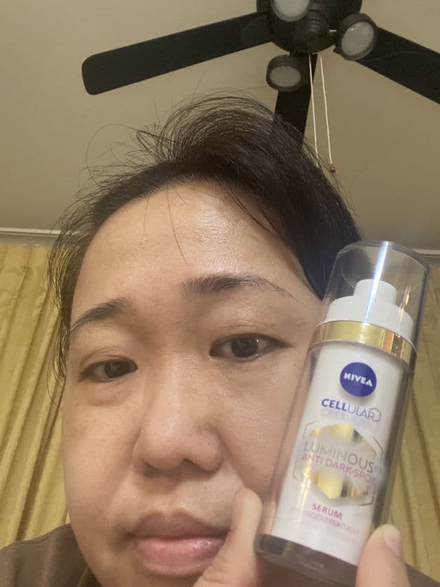 Nivea Cellular Luminous 630 Anti Dark Spot Gold Serum review photo by Grizzy888
