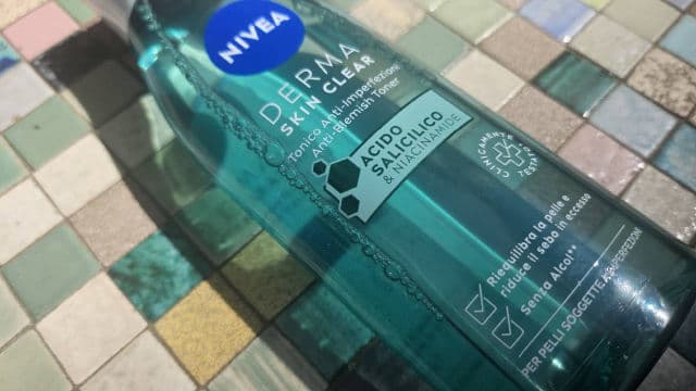 Nivea Derma Skin Clear Toner review photo by akirE