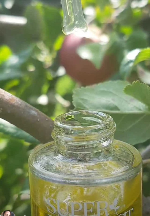 Super Facialist Rosehip Facial Oil review photo by Cherryreveiws