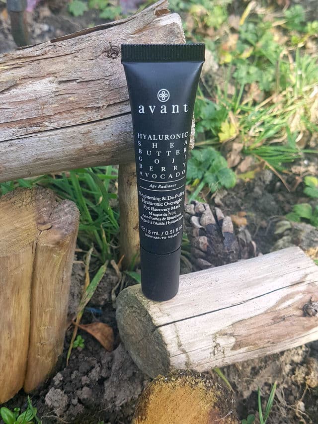 Avant Skincare Brightening & De-Puffing Hyaluronic Overnight Eye Recovery Mask review photo by Cherryreveiws