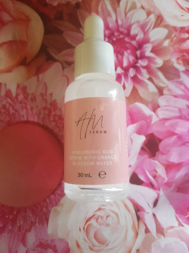 Epanouie Luxe Skincare Hyaluronic Hydrating Serum review photo by Cherryreveiws