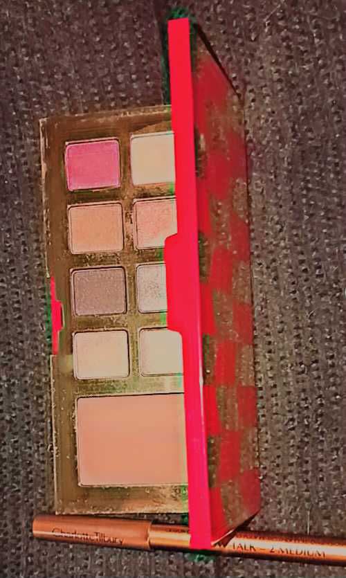 Estee Lauder Pure Color Envy Luxe Eyeshadow Quad 05 Gray Haze review photo by boogee606