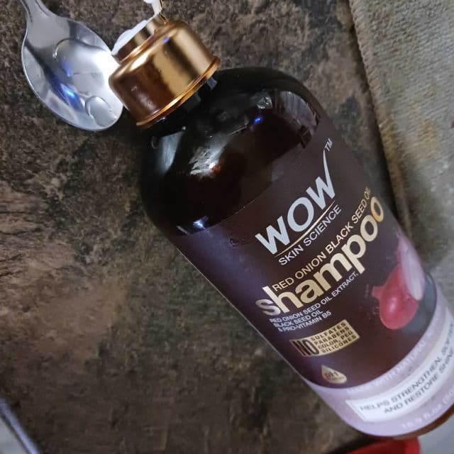 WOW Skin Science Green Tea Oil-Free Face Moisturizer review photo by boogee606