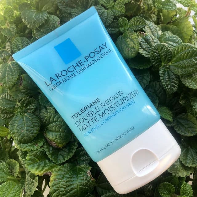 La Roche-Posay Toleriane Double Repair Matte Face Moisturizer for Oily Skin review photo by LilacLuna