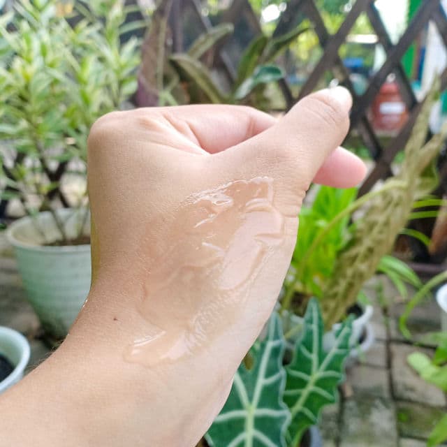 COMMONLABS Vitamin C Brightening Gel Cream review photo by hersunnyblush