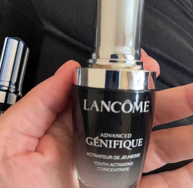 Lancome Advance Genifique Sensitive Serum Base Concentrate review photo by Iolanda