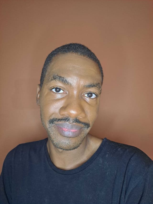 L'Oreal Paris True Match Super Blendable Foundation SPF 17 review photo by CHASEJLONDON