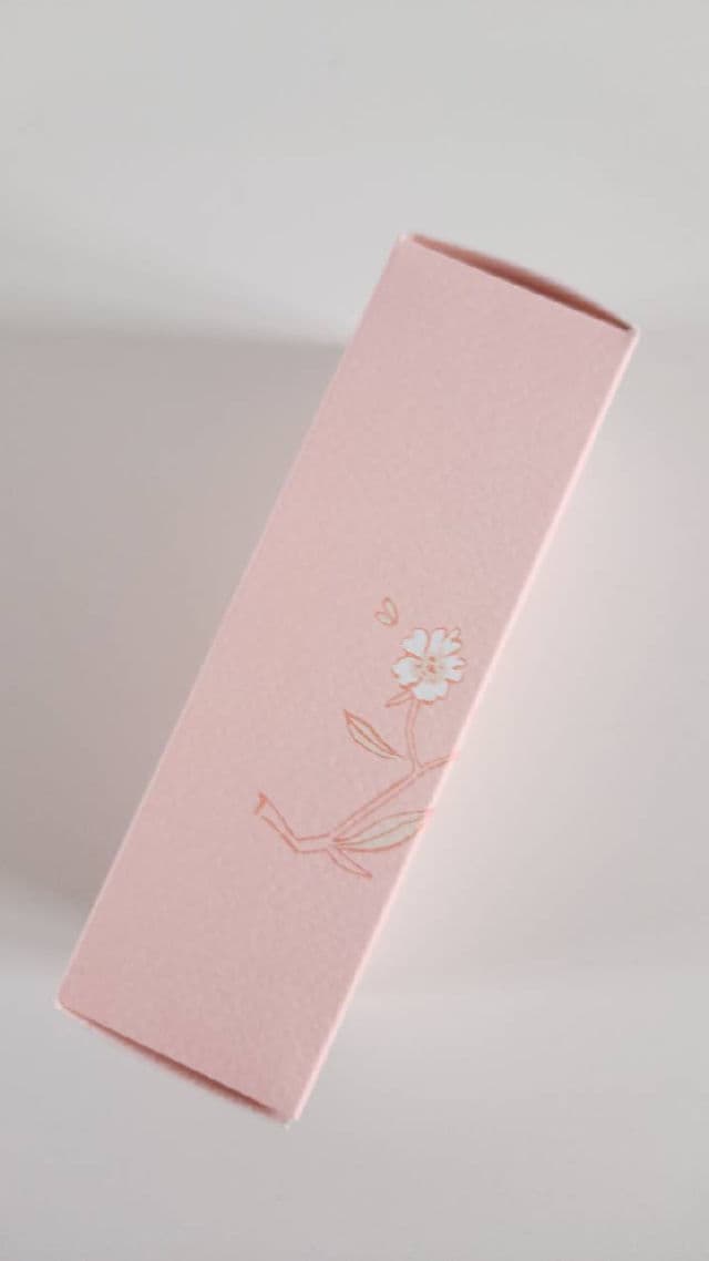 L'Occitane En-Provence Cherry Blossom Hand Cream review photo by PickySophia85