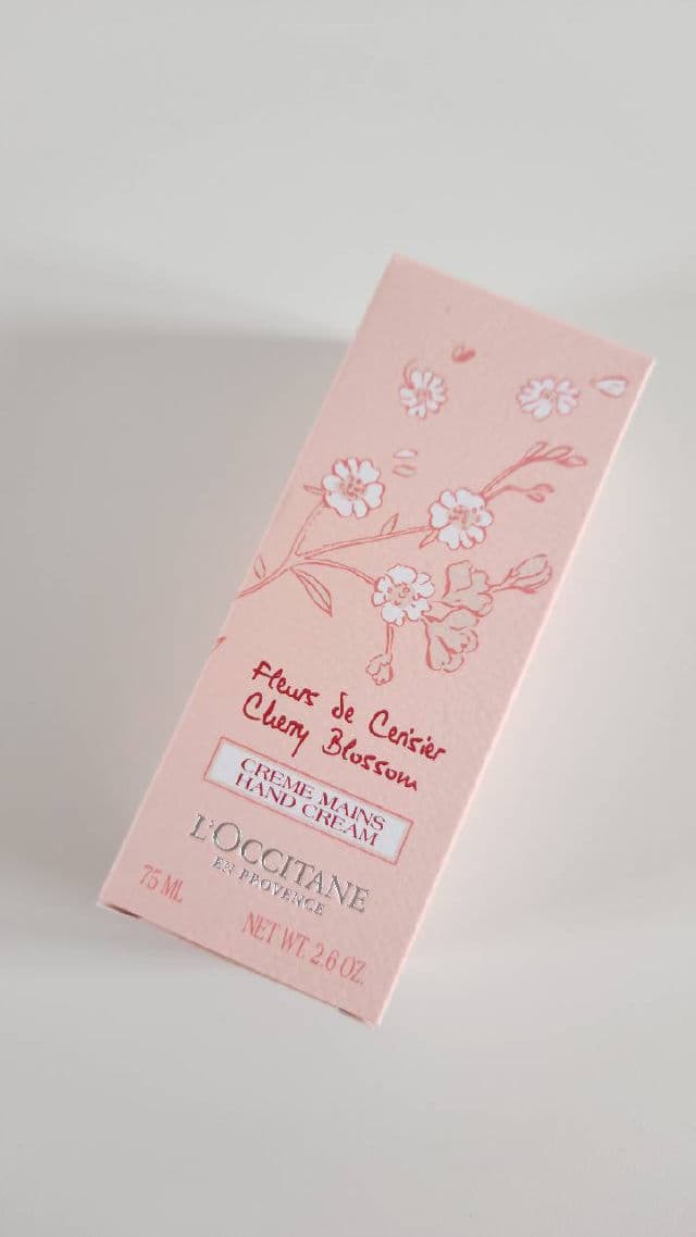 L'Occitane En-Provence Cherry Blossom Hand Cream review photo by PickySophia85