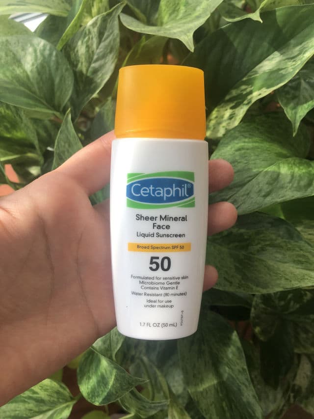 Cetaphil Sheer Mineral Face Liquid Sunscreen Broad Spectrum SPF 50 review photo by Dani172