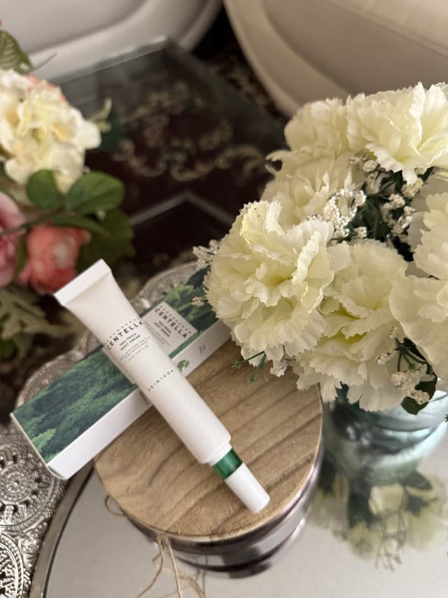 SKIN1004 Madagascar Centella Tea-Trica Spot Cream review photo by tanzela