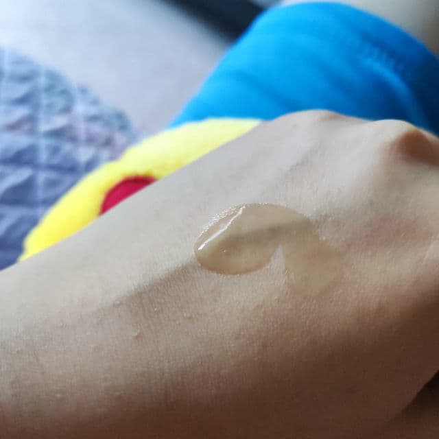 INNISFREE Black Tea Youth Enhancing Eye Serum review photo by Jasong